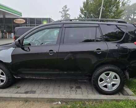 Черный Тойота РАВ 4, объемом двигателя 2.49 л и пробегом 160 тыс. км за 12500 $, фото 1 на Automoto.ua