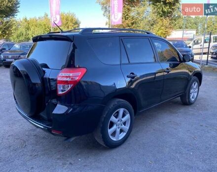Черный Тойота РАВ 4, объемом двигателя 2.5 л и пробегом 211 тыс. км за 12000 $, фото 4 на Automoto.ua