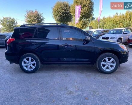 Черный Тойота РАВ 4, объемом двигателя 2.5 л и пробегом 211 тыс. км за 12000 $, фото 3 на Automoto.ua