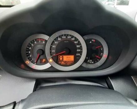 Чорний Тойота РАВ 4, об'ємом двигуна 2 л та пробігом 115 тис. км за 13200 $, фото 13 на Automoto.ua