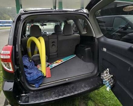 Черный Тойота РАВ 4, объемом двигателя 2.49 л и пробегом 160 тыс. км за 12500 $, фото 10 на Automoto.ua