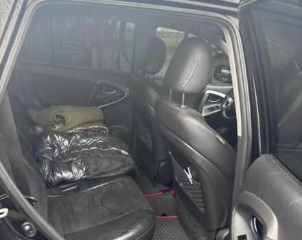 Чорний Тойота РАВ 4, об'ємом двигуна 2.23 л та пробігом 250 тис. км за 14500 $, фото 6 на Automoto.ua