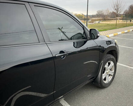 Чорний Тойота РАВ 4, об'ємом двигуна 1.99 л та пробігом 188 тис. км за 15500 $, фото 4 на Automoto.ua