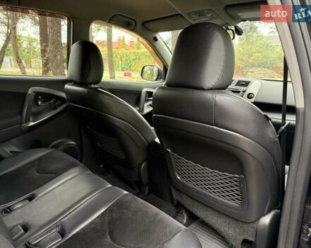 Тойота РАВ 4 2012 в Киеве на Automoto.ua Черный Тойота РАВ 4, объемом двигателя 2 л и пробегом 153 тыс. км за 12850 $, фото 33 на Automoto.ua