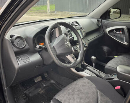 Чорний Тойота РАВ 4, об'ємом двигуна 1.99 л та пробігом 188 тис. км за 15500 $, фото 8 на Automoto.ua