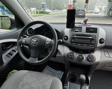 Черный Тойота РАВ 4, объемом двигателя 2.49 л и пробегом 160 тыс. км за 12500 $, фото 3 на Automoto.ua