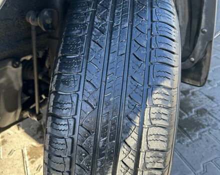 Черный Тойота РАВ 4, объемом двигателя 2 л и пробегом 122 тыс. км за 13700 $, фото 1 на Automoto.ua