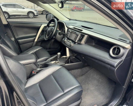 Черный Тойота РАВ 4, объемом двигателя 2.49 л и пробегом 153 тыс. км за 13999 $, фото 13 на Automoto.ua