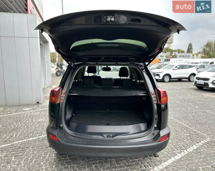 Черный Тойота РАВ 4, объемом двигателя 1.99 л и пробегом 172 тыс. км за 13990 $, фото 12 на Automoto.ua