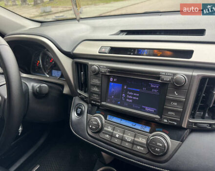 Черный Тойота РАВ 4, объемом двигателя 2.49 л и пробегом 153 тыс. км за 13999 $, фото 16 на Automoto.ua