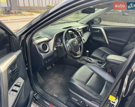 Черный Тойота РАВ 4, объемом двигателя 2.49 л и пробегом 153 тыс. км за 13999 $, фото 11 на Automoto.ua