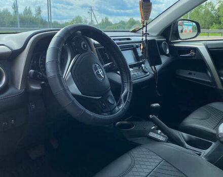 Черный Тойота РАВ 4, объемом двигателя 1.99 л и пробегом 200 тыс. км за 16000 $, фото 4 на Automoto.ua