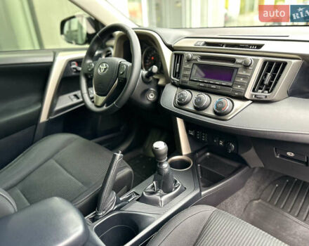 Черный Тойота РАВ 4, объемом двигателя 1.99 л и пробегом 172 тыс. км за 13990 $, фото 13 на Automoto.ua