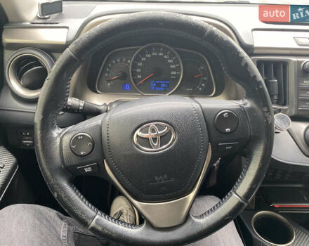 Черный Тойота РАВ 4, объемом двигателя 2 л и пробегом 230 тыс. км за 15000 $, фото 7 на Automoto.ua