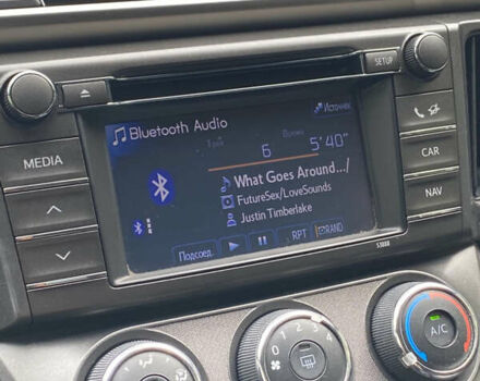 Черный Тойота РАВ 4, объемом двигателя 2 л и пробегом 230 тыс. км за 15000 $, фото 5 на Automoto.ua