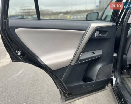 Черный Тойота РАВ 4, объемом двигателя 2.5 л и пробегом 164 тыс. км за 14800 $, фото 19 на Automoto.ua