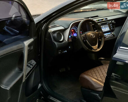 Чорний Тойота РАВ 4, об'ємом двигуна 2.23 л та пробігом 256 тис. км за 15999 $, фото 16 на Automoto.ua