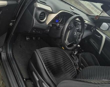 Черный Тойота РАВ 4, объемом двигателя 2 л и пробегом 201 тыс. км за 14800 $, фото 10 на Automoto.ua