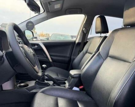 Чорний Тойота РАВ 4, об'ємом двигуна 2 л та пробігом 204 тис. км за 6100 $, фото 12 на Automoto.ua