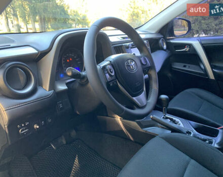 Чорний Тойота РАВ 4, об'ємом двигуна 2.23 л та пробігом 188 тис. км за 16400 $, фото 26 на Automoto.ua