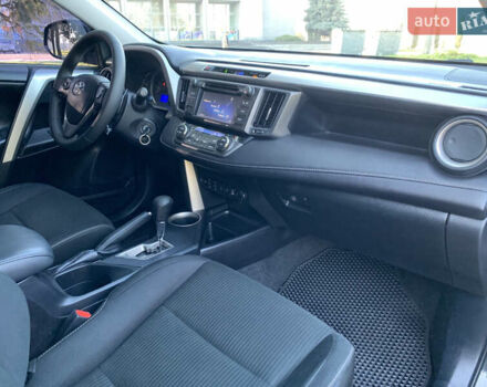 Чорний Тойота РАВ 4, об'ємом двигуна 2.23 л та пробігом 188 тис. км за 16400 $, фото 28 на Automoto.ua