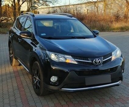 Черный Тойота РАВ 4, объемом двигателя 2 л и пробегом 218 тыс. км за 8400 $, фото 1 на Automoto.ua