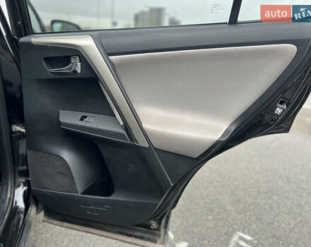 Черный Тойота РАВ 4, объемом двигателя 2.5 л и пробегом 164 тыс. км за 14800 $, фото 24 на Automoto.ua