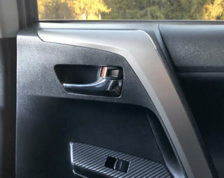 Чорний Тойота РАВ 4, об'ємом двигуна 2.23 л та пробігом 188 тис. км за 16400 $, фото 47 на Automoto.ua