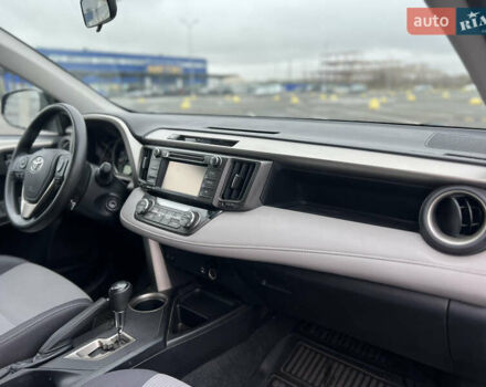 Черный Тойота РАВ 4, объемом двигателя 2.5 л и пробегом 164 тыс. км за 14800 $, фото 27 на Automoto.ua