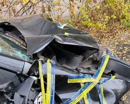 Тойота РАВ 4 2015 у Харкові на Automoto.ua Чорний Тойота РАВ 4, об'ємом двигуна 2.23 л та пробігом 159 тис. км за 10000 $, фото 2 на Automoto.ua