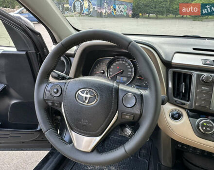 Черный Тойота РАВ 4, объемом двигателя 2.2 л и пробегом 157 тыс. км за 19500 $, фото 6 на Automoto.ua