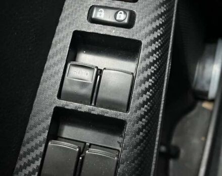 Черный Тойота РАВ 4, объемом двигателя 2.49 л и пробегом 196 тыс. км за 18000 $, фото 12 на Automoto.ua