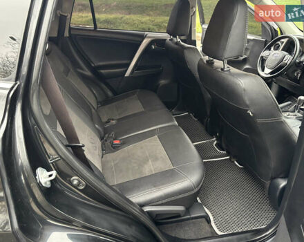 Черный Тойота РАВ 4, объемом двигателя 2 л и пробегом 365 тыс. км за 14500 $, фото 13 на Automoto.ua