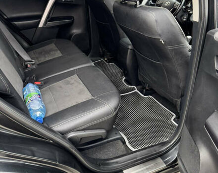 Чорний Тойота РАВ 4, об'ємом двигуна 2 л та пробігом 371 тис. км за 14755 $, фото 12 на Automoto.ua