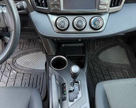 Черный Тойота РАВ 4, объемом двигателя 1.98 л и пробегом 99 тыс. км за 16700 $, фото 9 на Automoto.ua