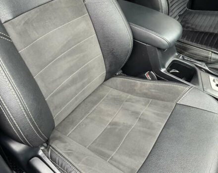 Чорний Тойота РАВ 4, об'ємом двигуна 1.99 л та пробігом 212 тис. км за 16200 $, фото 13 на Automoto.ua