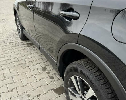 Чорний Тойота РАВ 4, об'ємом двигуна 2 л та пробігом 371 тис. км за 14755 $, фото 9 на Automoto.ua