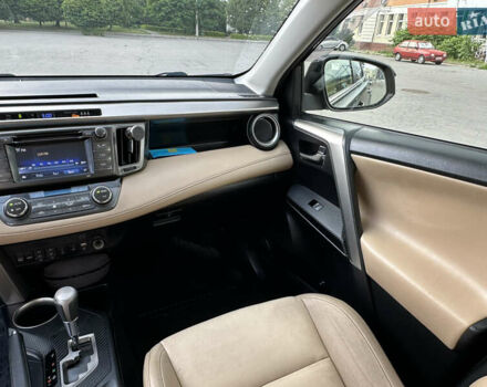 Черный Тойота РАВ 4, объемом двигателя 2.2 л и пробегом 157 тыс. км за 19500 $, фото 4 на Automoto.ua