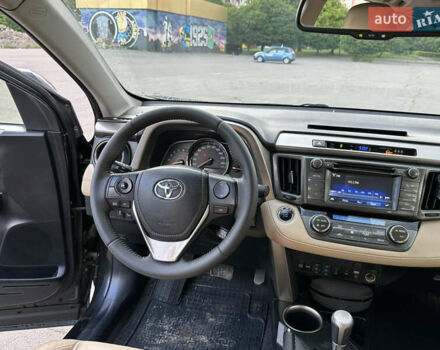 Черный Тойота РАВ 4, объемом двигателя 2.2 л и пробегом 157 тыс. км за 19500 $, фото 3 на Automoto.ua