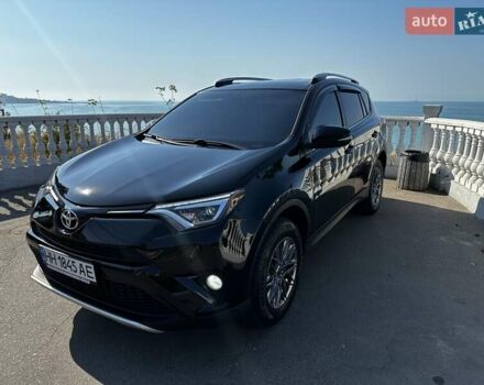 Тойота РАВ 4 2015 у Одесі на Automoto.ua Чорний Тойота РАВ 4, об'ємом двигуна 2.49 л та пробігом 212 тис. км за 17300 $, фото 1 на Automoto.ua