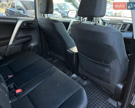 Черный Тойота РАВ 4, объемом двигателя 2.5 л и пробегом 64 тыс. км за 16650 $, фото 16 на Automoto.ua