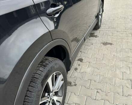 Чорний Тойота РАВ 4, об'ємом двигуна 2 л та пробігом 371 тис. км за 14755 $, фото 10 на Automoto.ua