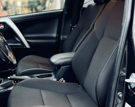 Чорний Тойота РАВ 4, об'ємом двигуна 2.49 л та пробігом 109 тис. км за 22500 $, фото 15 на Automoto.ua