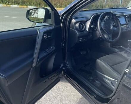 Черный Тойота РАВ 4, объемом двигателя 2.5 л и пробегом 122 тыс. км за 26000 $, фото 12 на Automoto.ua