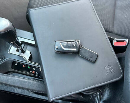 Черный Тойота РАВ 4, объемом двигателя 2.23 л и пробегом 183 тыс. км за 21500 $, фото 22 на Automoto.ua