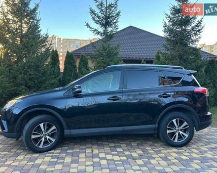 Черный Тойота РАВ 4, объемом двигателя 2.23 л и пробегом 183 тыс. км за 21500 $, фото 2 на Automoto.ua