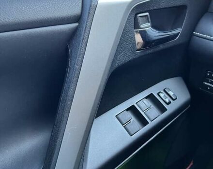 Черный Тойота РАВ 4, объемом двигателя 2.49 л и пробегом 172 тыс. км за 16750 $, фото 3 на Automoto.ua