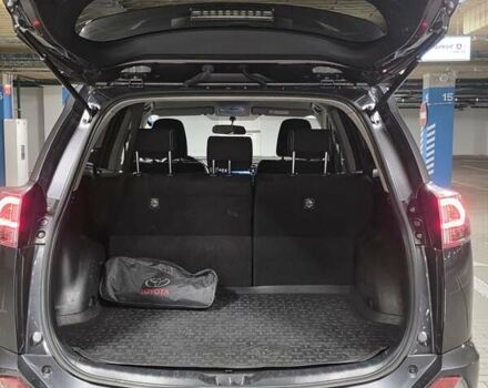 Черный Тойота РАВ 4, объемом двигателя 1.99 л и пробегом 129 тыс. км за 19600 $, фото 14 на Automoto.ua