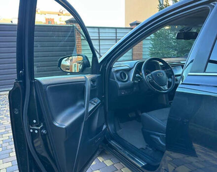 Черный Тойота РАВ 4, объемом двигателя 2.23 л и пробегом 183 тыс. км за 21500 $, фото 10 на Automoto.ua