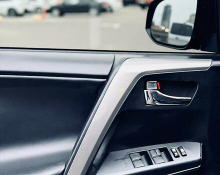 Чорний Тойота РАВ 4, об'ємом двигуна 2.49 л та пробігом 109 тис. км за 22500 $, фото 21 на Automoto.ua